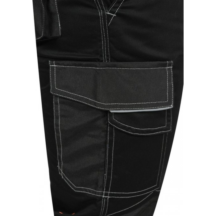Штани робочі чорні YATO, розм 3XL; 9 киш 64%- поліестер, 34%- бавовна, 2%-еластан, відсвічув вставки