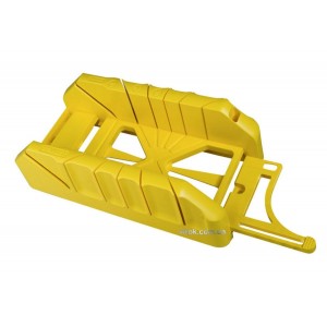 Стусло STANLEY : 229 х 143 х 95 мм.