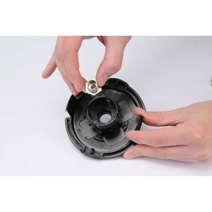 Головка для кріплення жилки до газонокосарок FLO: Ø=2,4- 2,7 мм, 5 адаптерів, Ø=123 мм, h=70 мм [10]